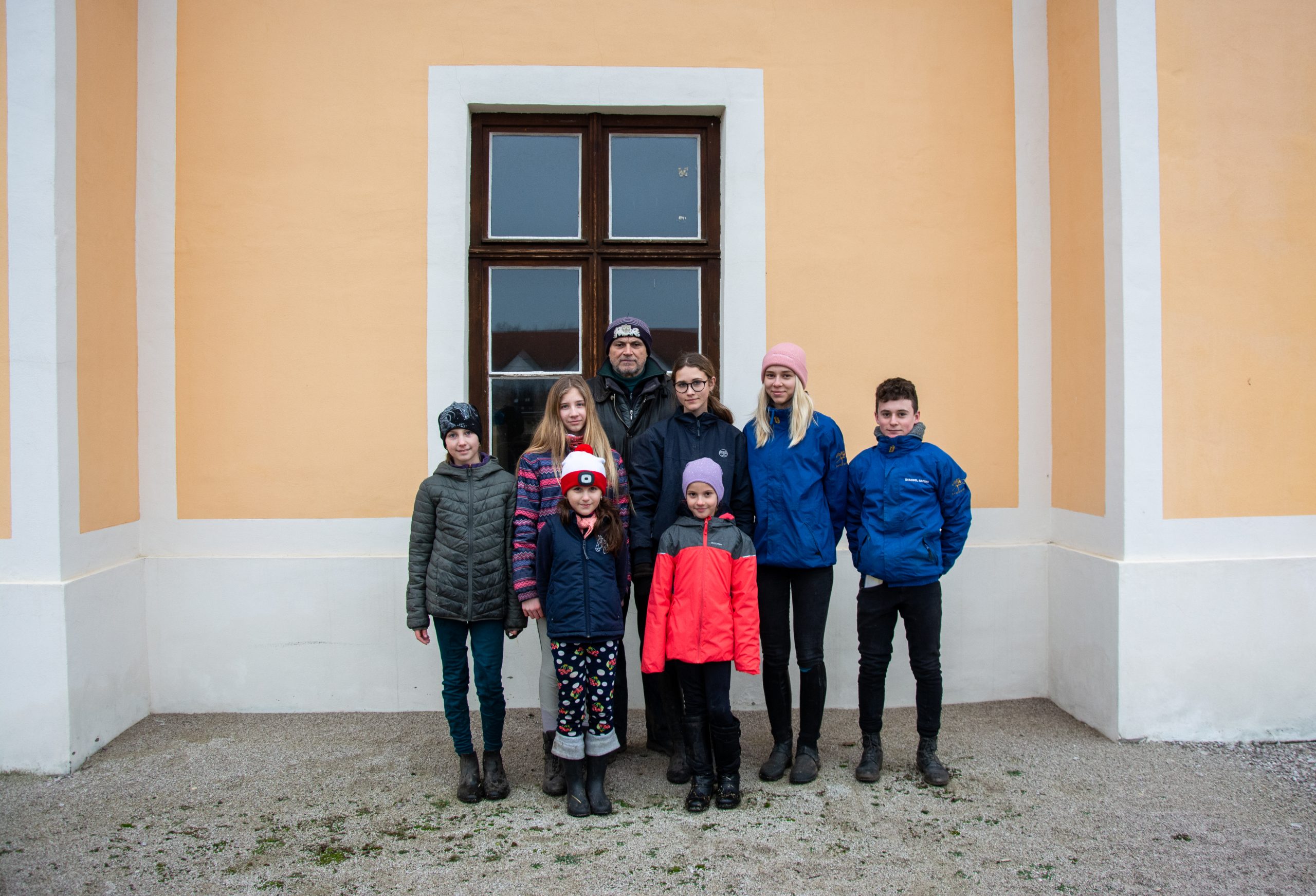 <strong>„Kôň vie, kto na ňom sedí,“ rozpráva Ľudovít Šebesta, ktorý učí deti jazdiť</strong>